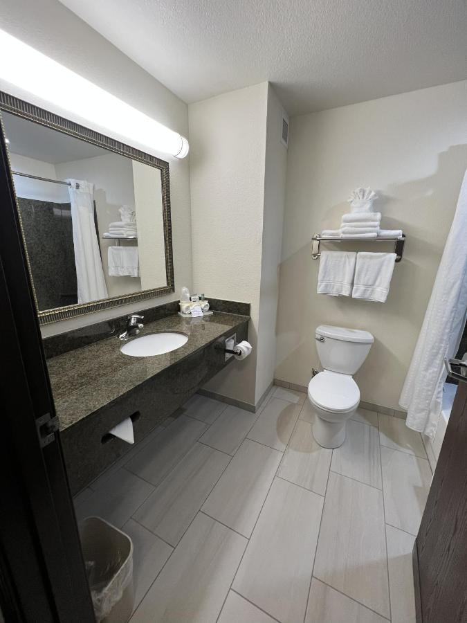 Hotel Express & - Omaha I - 80 By Ihg 3*
